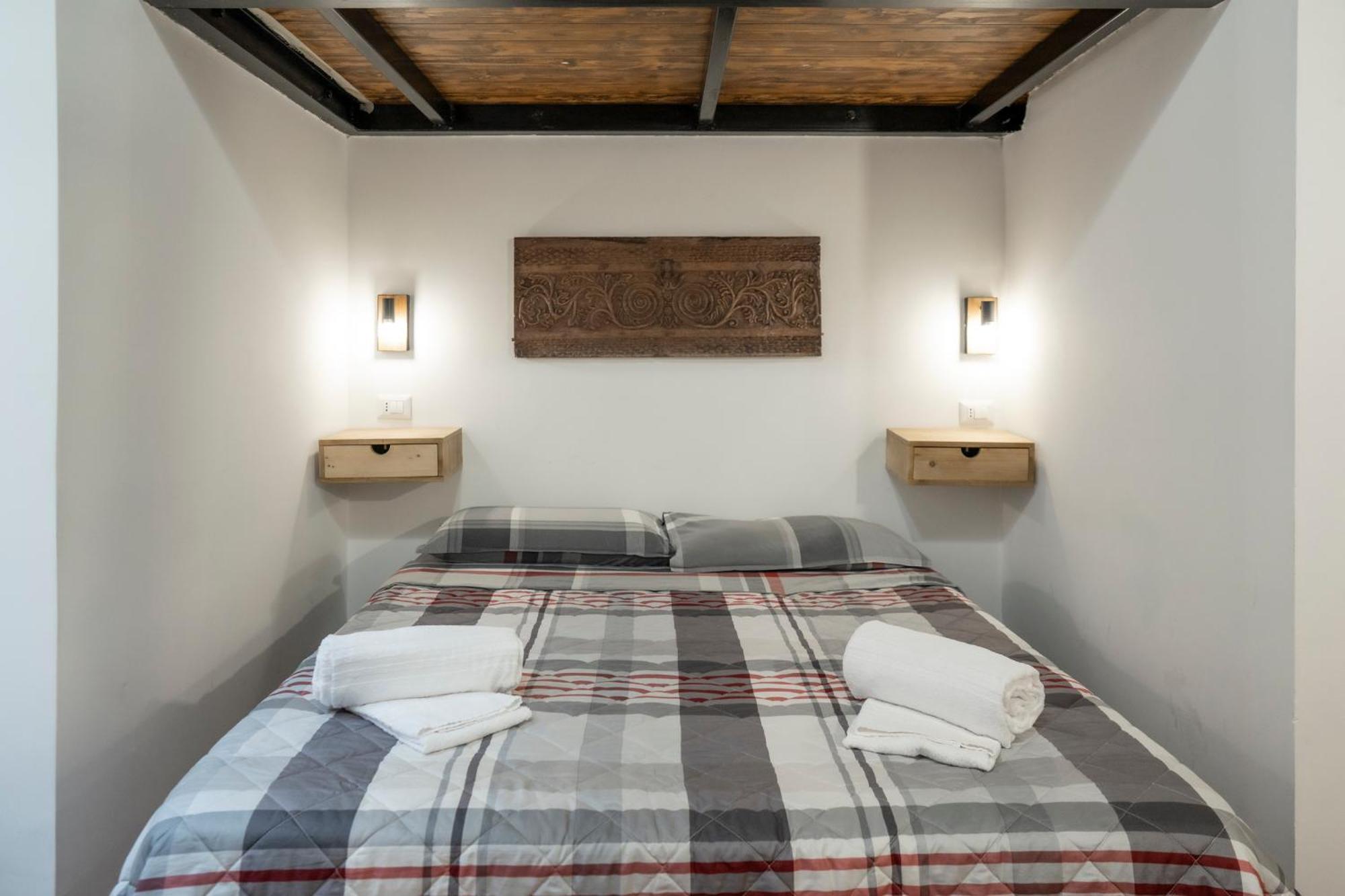 Home Domus Capocci - Rione Monti Roma Eksteriør bilde
