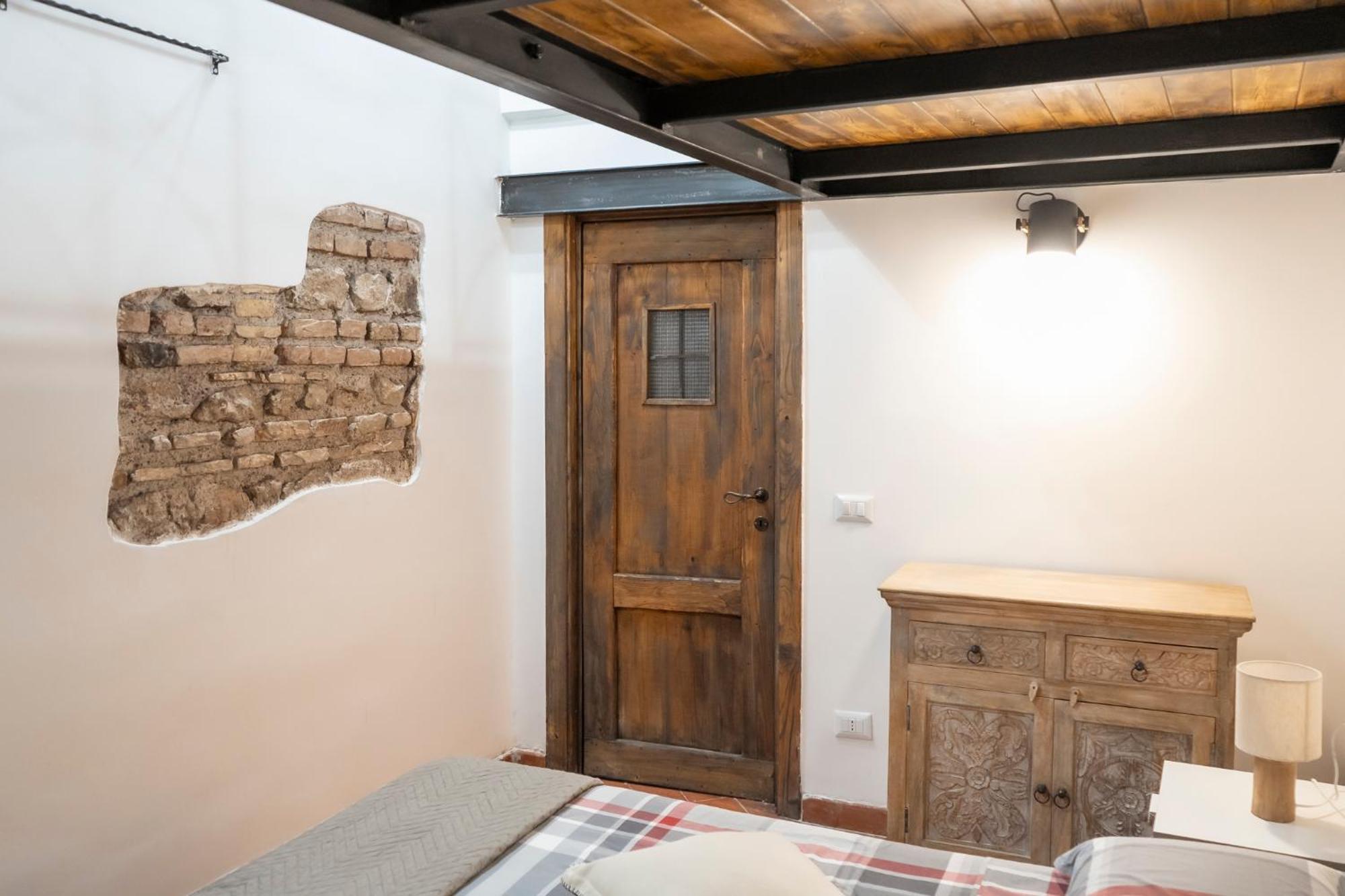 Home Domus Capocci - Rione Monti Roma Eksteriør bilde
