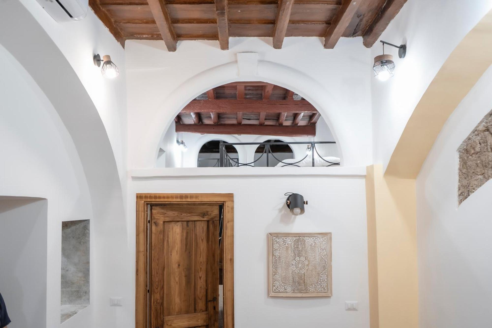 Home Domus Capocci - Rione Monti Roma Eksteriør bilde